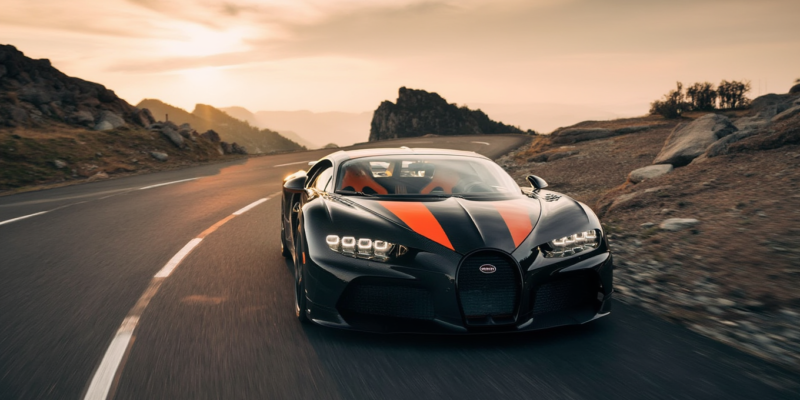 Record vitesse de pointe voiture 2025 : Bugatti Chiron 300+